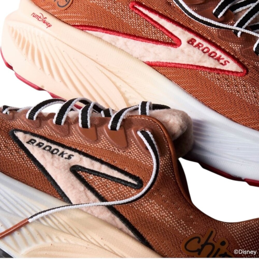 Brooks Ghost 17 x Run Disney 2026 Chip n' Dale Mens Running Shoes Brown/Tan NEW - Picture 3 of 9